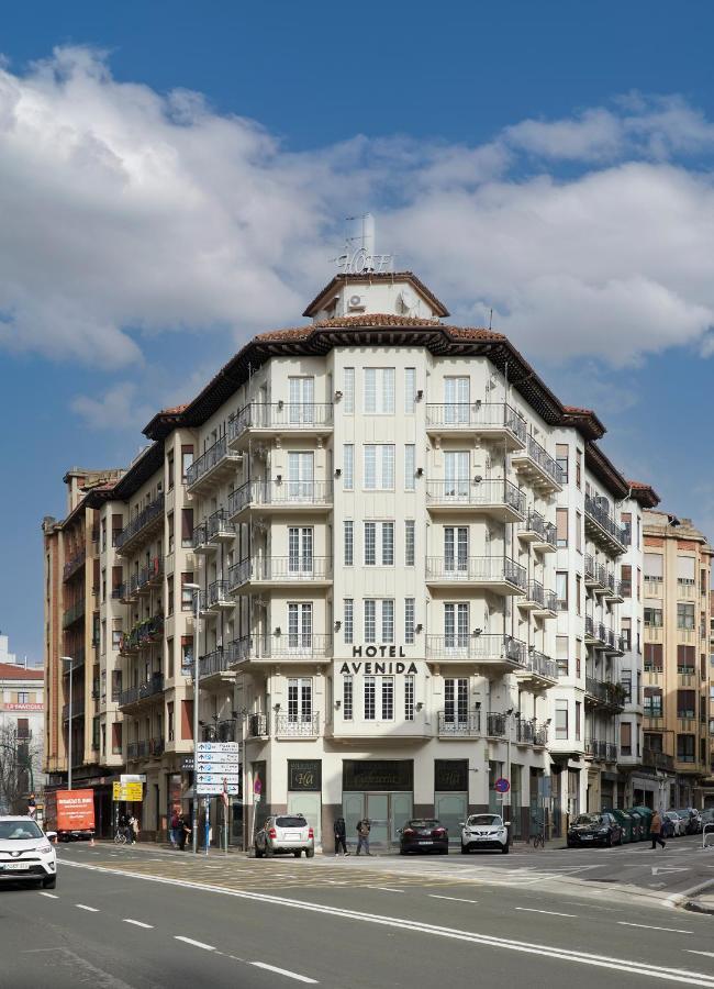 Hotel Avenida Пампона Екстериор снимка
